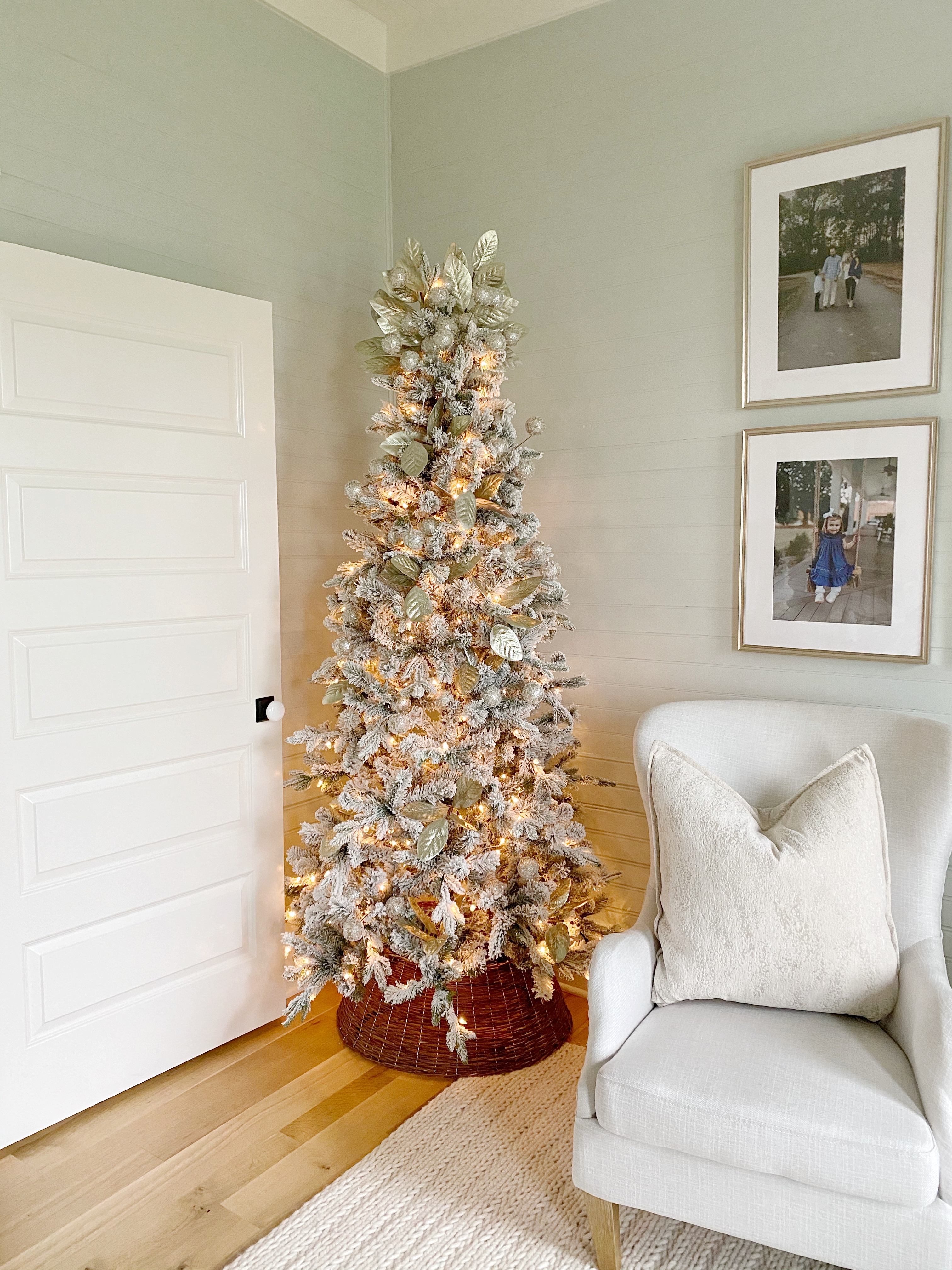 Living room with Christmas tree