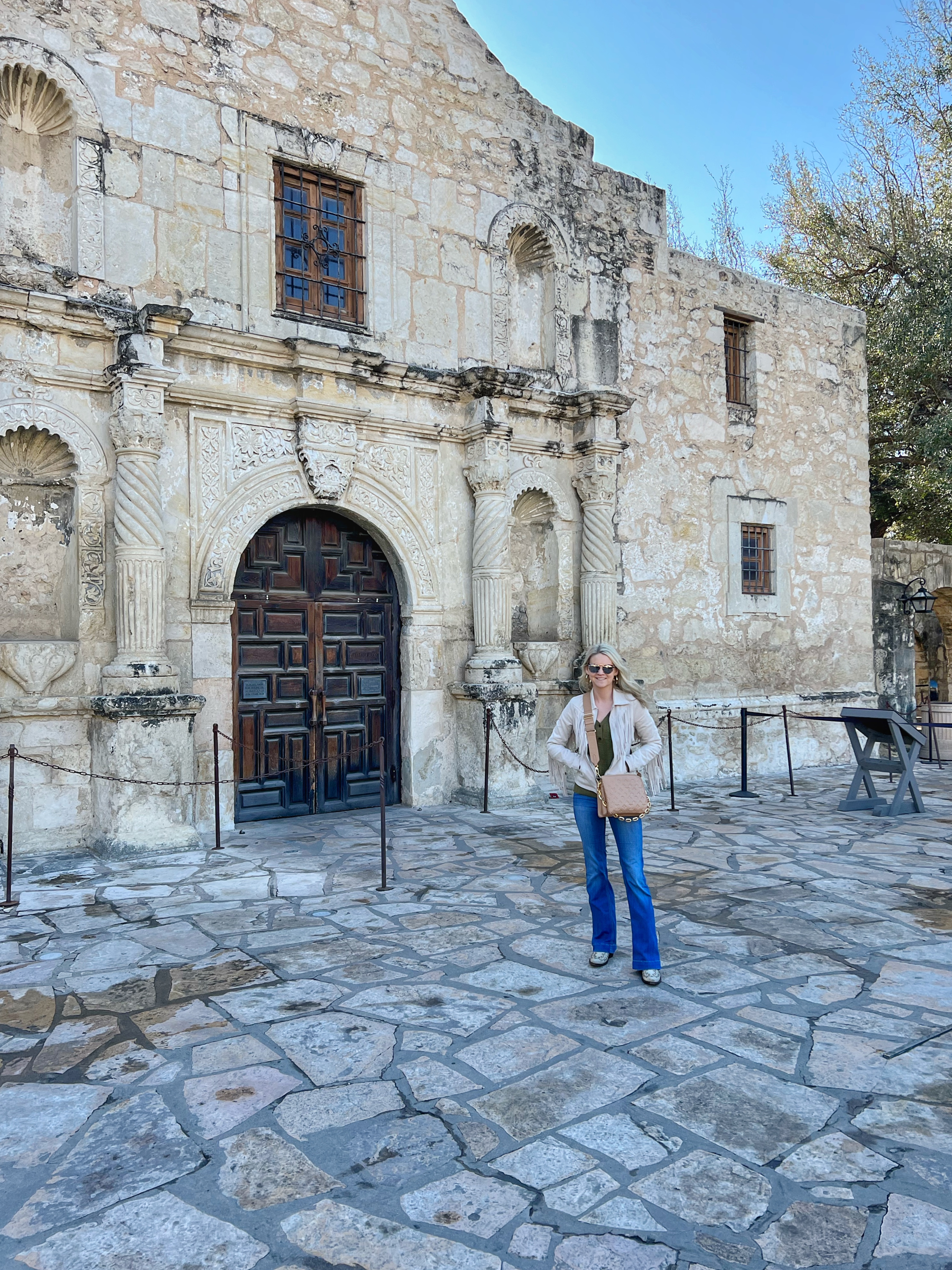 The Ultimate Weekend Guide to San Antonio, TX - Allie Crowe